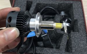 Đánh giá mẫu đèn led ô tô Owleye A360/S2 chuyên dụng cho xe có sẵn bi cầu dựa trên góc độ kỹ thuật. 4 danh-gia-mau-den-led-o-to-owleye-a360-s2-chuyen-dung-cho-xe-co-san-bi-cau-dua-tren-goc-do-ky-thuat