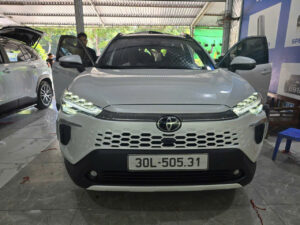 nang-cap-phu-kien-cho-toyota-cross-giai-phap-giup-khach-hang-tham-khao