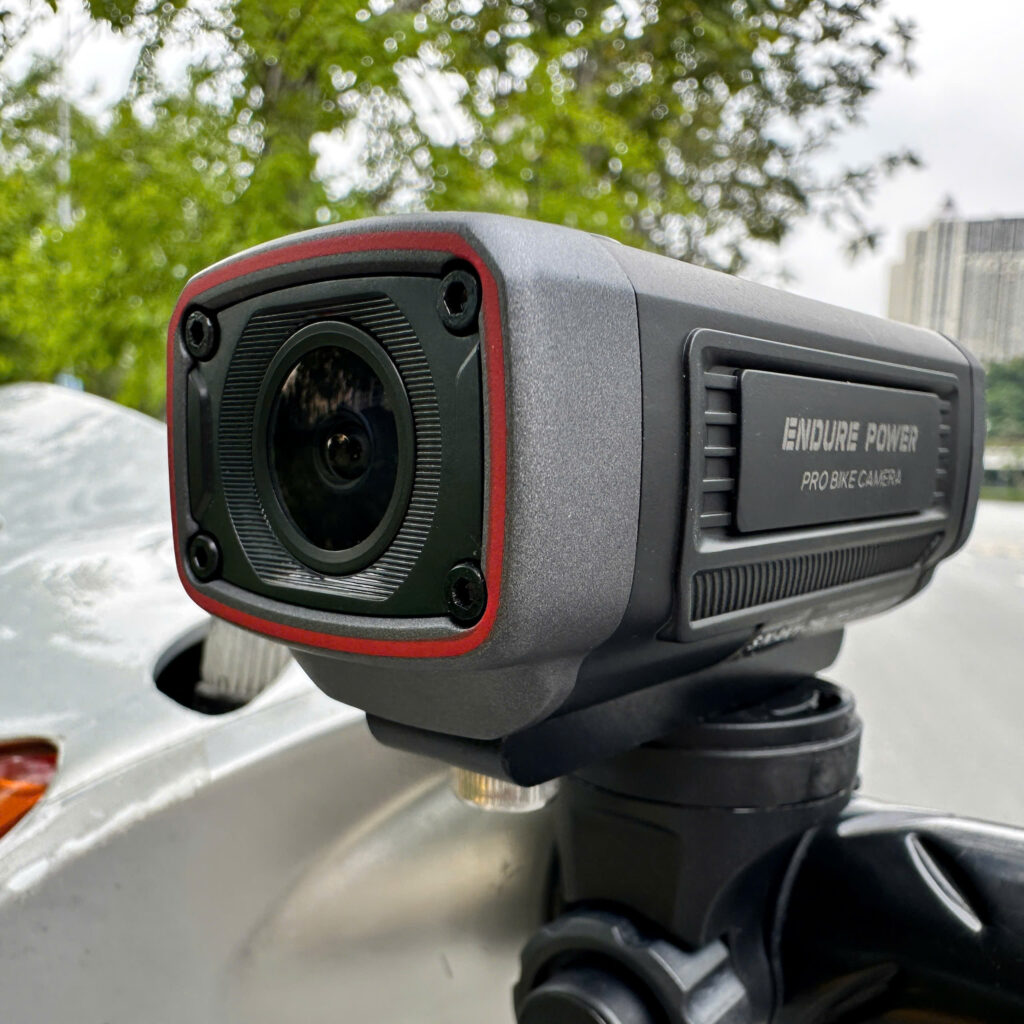 Camera hành trình Akeeyo 710 Lite – Chuẩn nét 1080P, góc quay 122°, pin 5 giờ, kết nối WiFi cực tiện 19 Camera hành trình Akeeyo 710 Lite